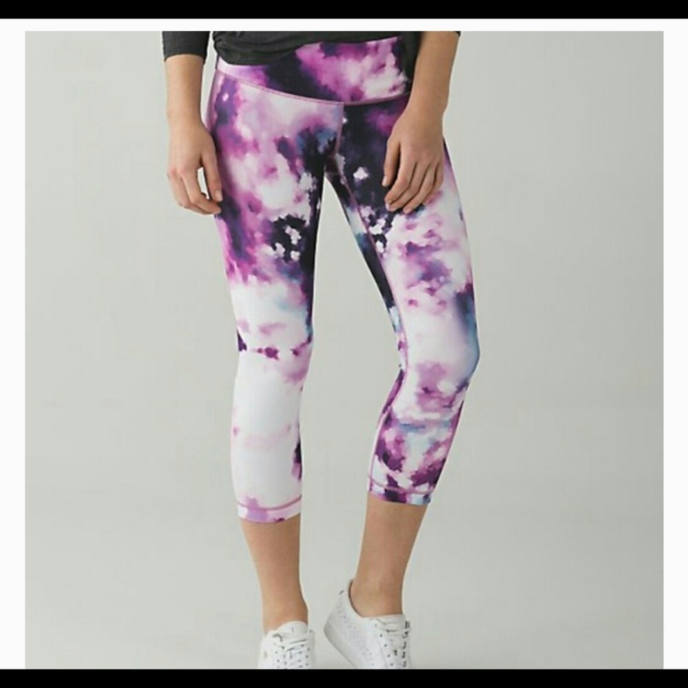 Lululemon Wunder Under Blooming Pixie Crop Leggings Soul Cycle Galaxy Purple
